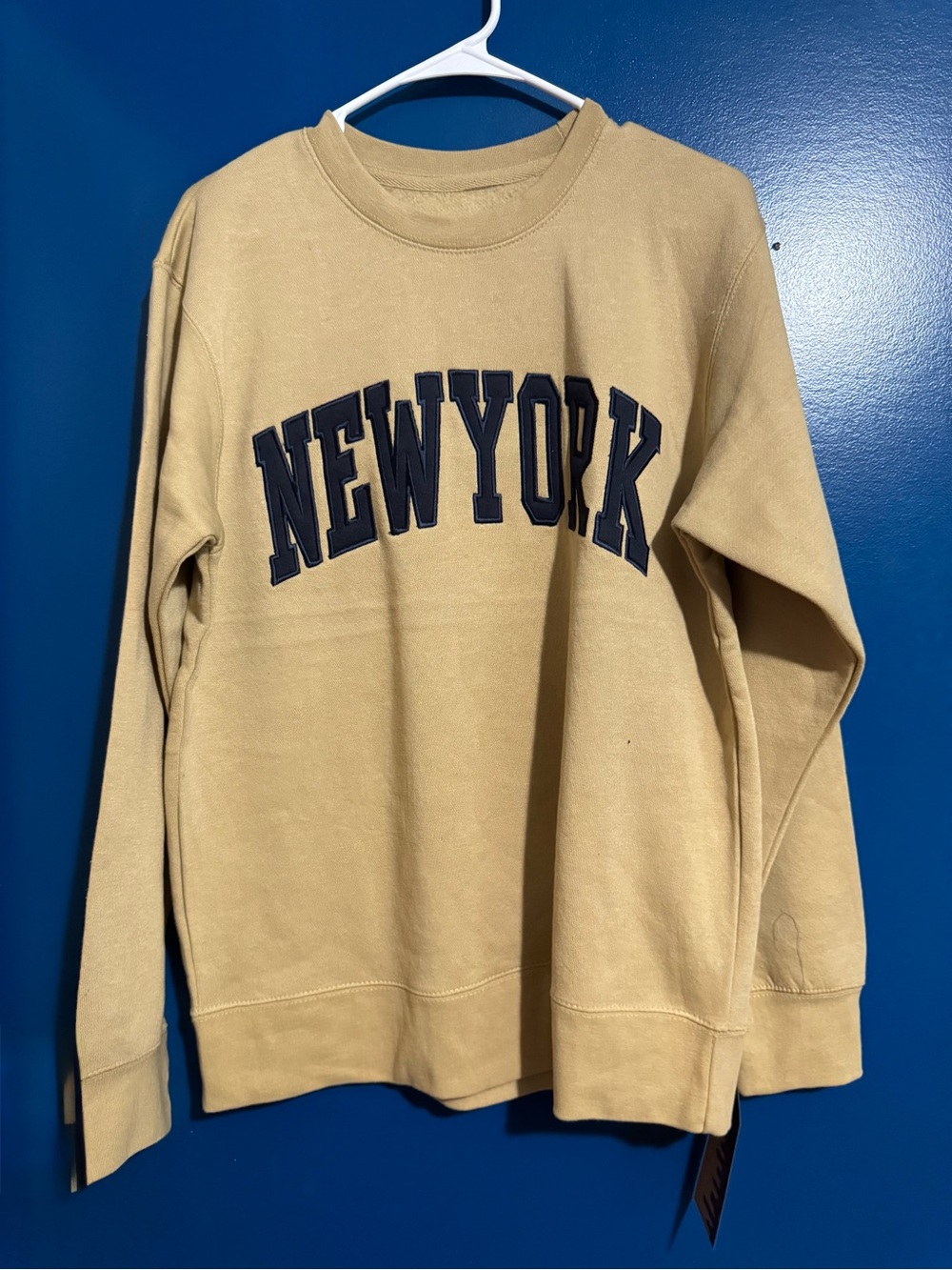 NEW YORK Graphic Crewneck Sweatshirt - Tan